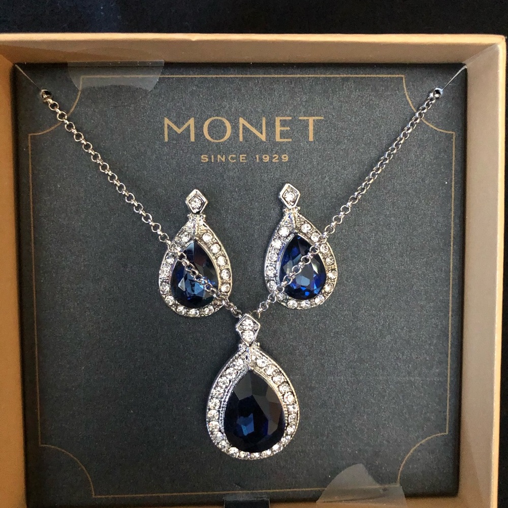 🌷Monet- Necklace & Earring Set